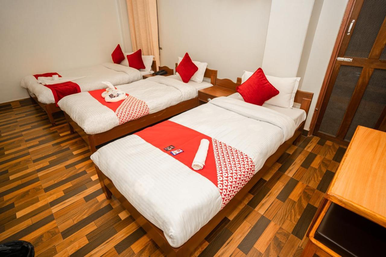 Hotel Dela Mount Похара Екстериор снимка